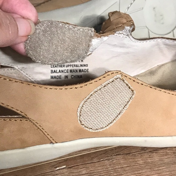 Ros Hommerson Camry Tan Suede‎ Mary Jane Flat - Picture 15 of 16